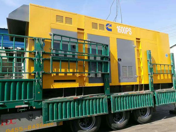 韶山测量水冷式机油散热器密封件尺寸时的注意事项有哪些？