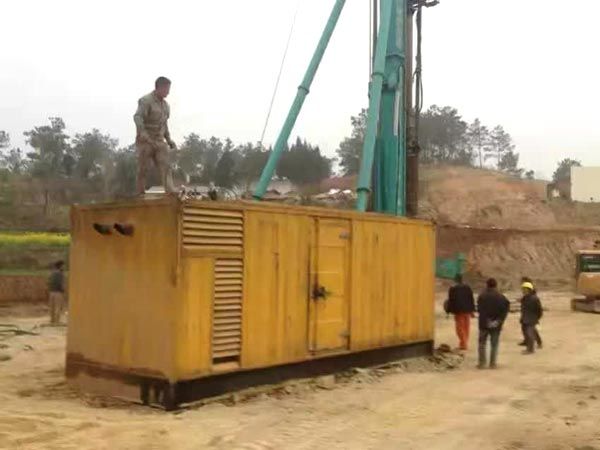 韶山如何判断水冷式机油散热器密封件是否需要更换？